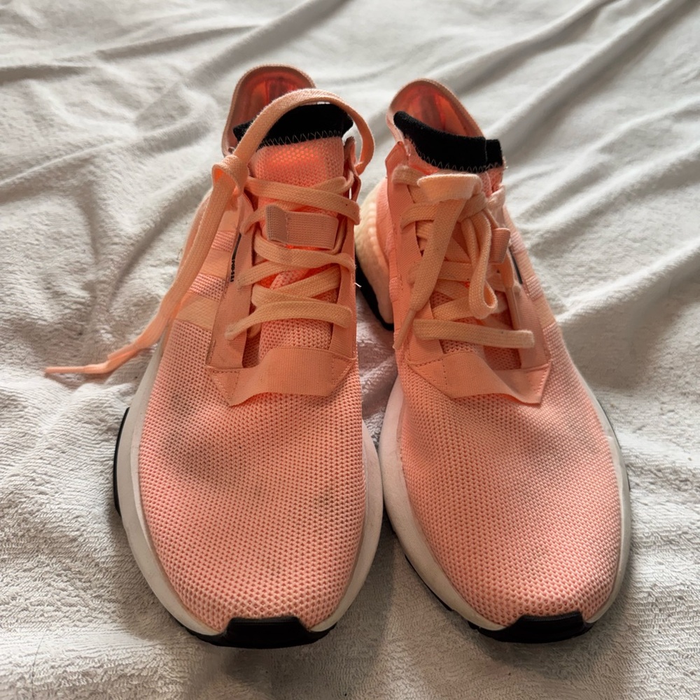 Adidas Pod-S3.1 Shoes with Knit Upper and Sleek Design